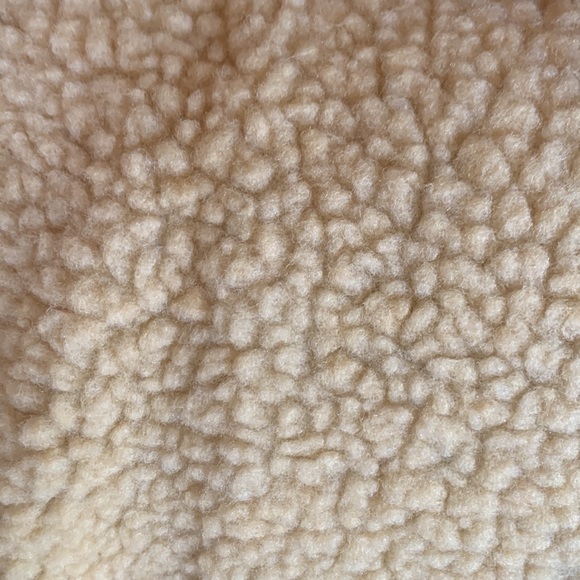 LizWear red plaid wool/nylon/mohair zip-up vest with sheepskin-looking lining. - Picture 9 of 14